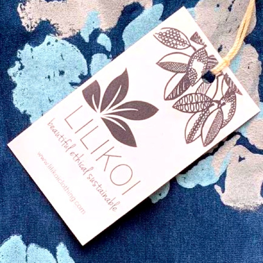 Hand painted scarf made of recycled cotton